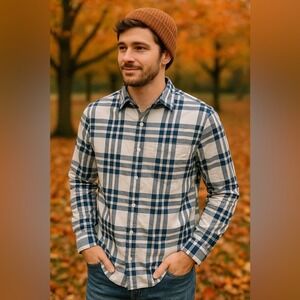 American Eagle 100% Cotton Blue Plaid Button Down Shirt | Classic Fit